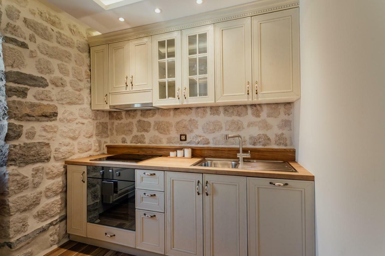 Magnolia Apartment Kotor Luaran gambar