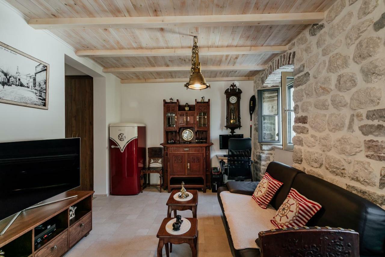 Magnolia Apartment Kotor Luaran gambar