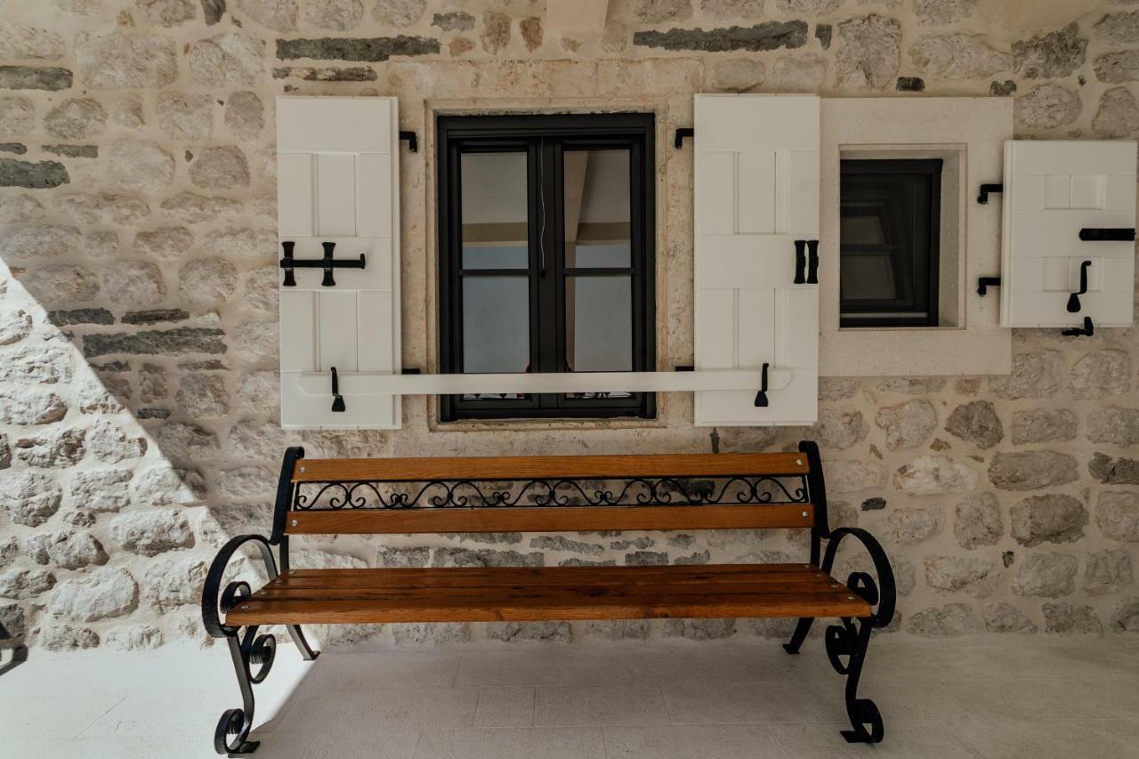 Magnolia Apartment Kotor Luaran gambar